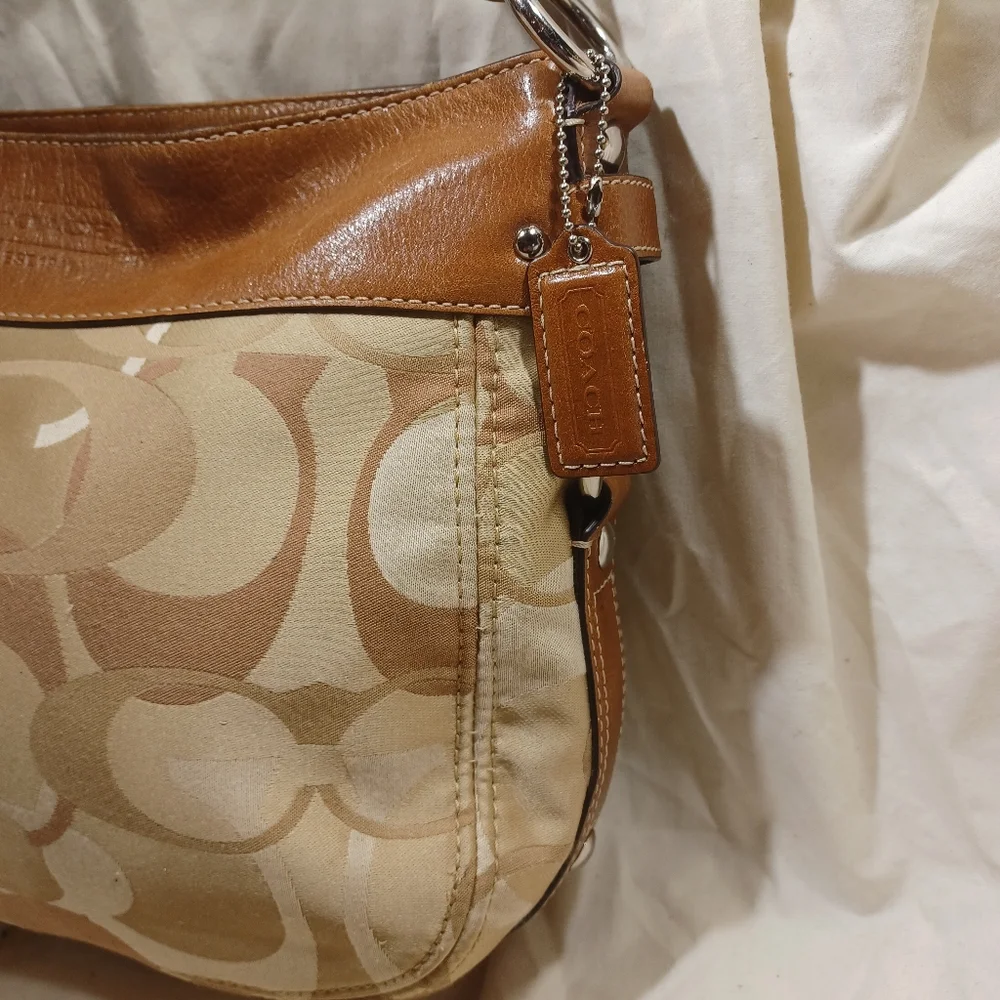 Coach Zoe shoulder bag - Picture 4 of 9